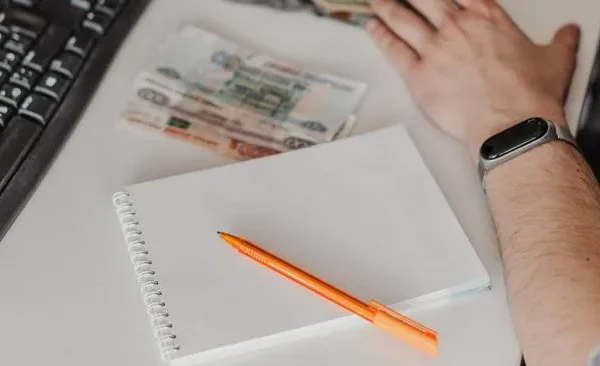 kazhdaya desyataya kompaniya v rf uvolit sotrudnikov etoj osenju kto pod ugrozoj